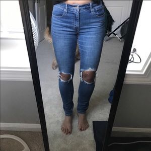 Levi’s 721 High Rise Skinny Jeans